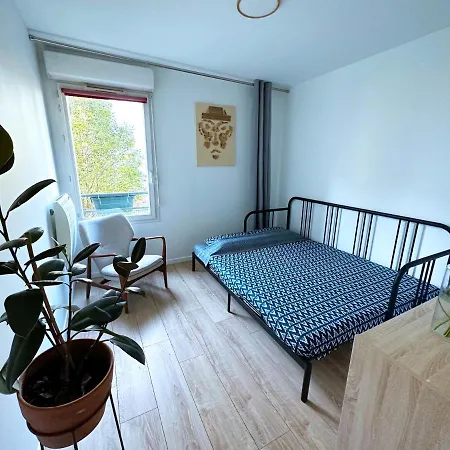 Uta House La Plaine * Saint-Denis (Seine-Saint-Denis)