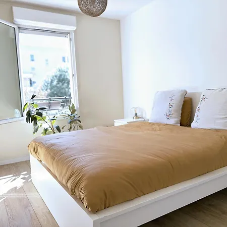Apartment Uta House La Plaine Saint-Denis (Seine-Saint-Denis)
